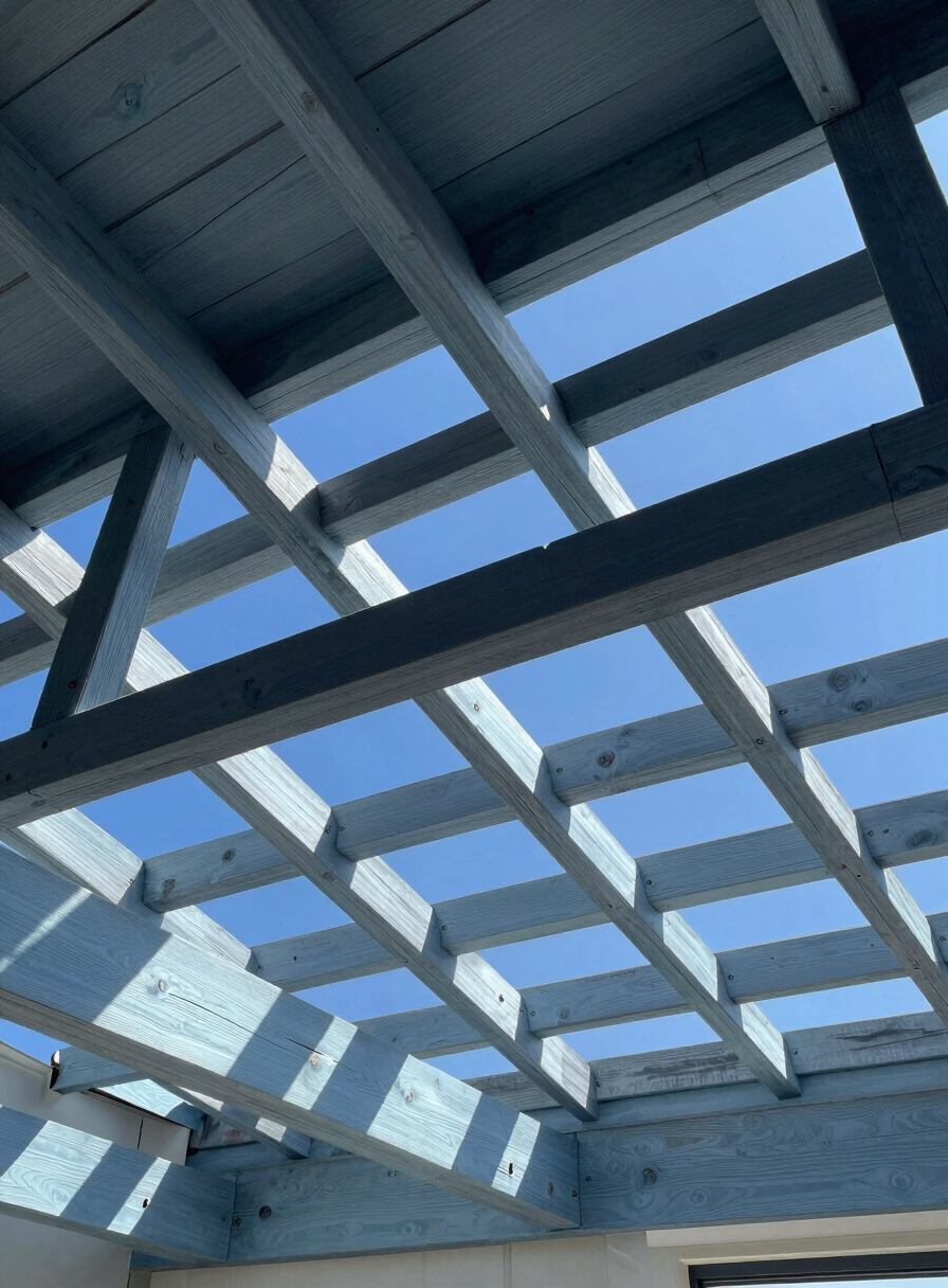 Roof framing structure